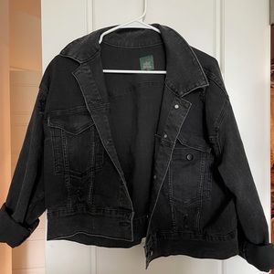 XL target black cropped Jean jacket